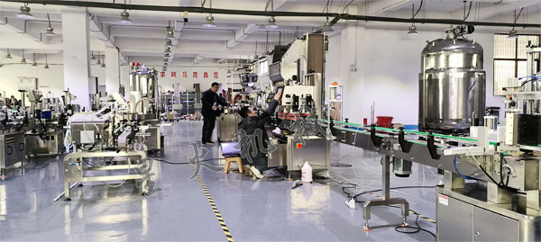 peͰũҩȫ�Զ�Һ���װ��